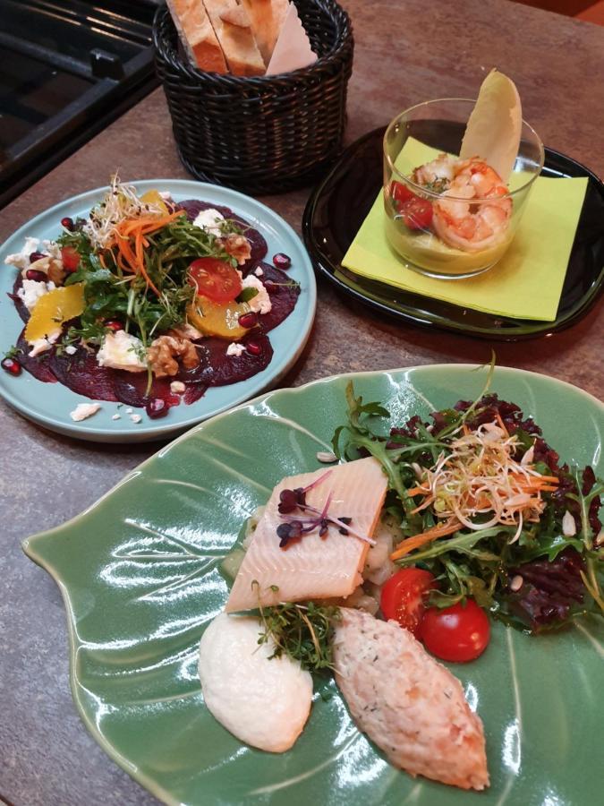 Hotel & Restaurant Sonnenhoefle Зомерхаусен Екстериор снимка