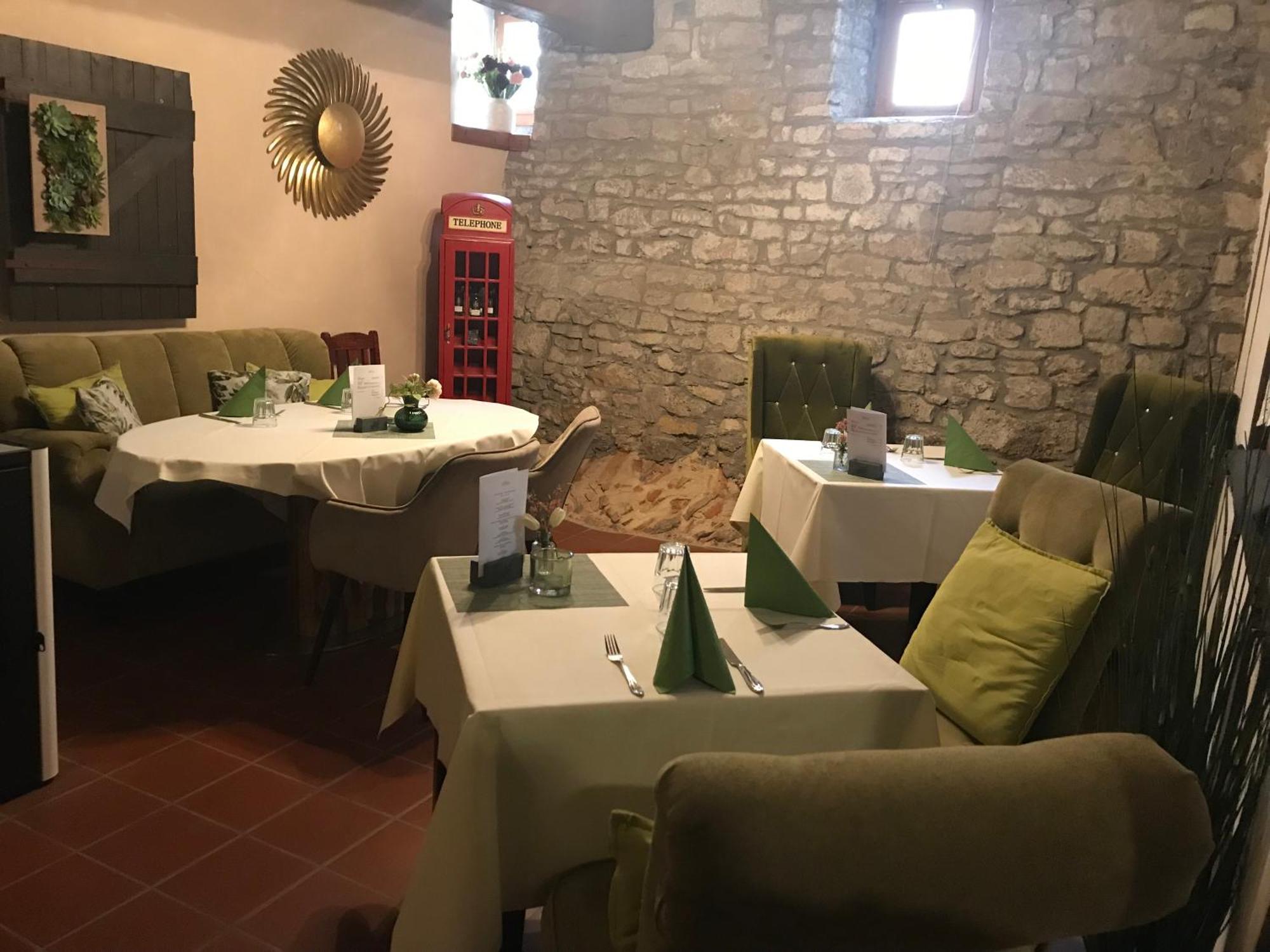 Hotel & Restaurant Sonnenhoefle Зомерхаусен Екстериор снимка